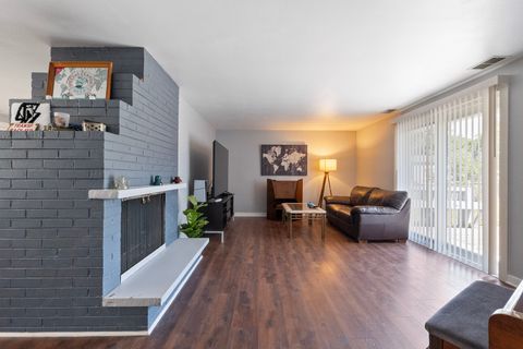 Tiny photo for 231 Webster Lane, Schaumburg, IL 60193 (MLS # 12469051)