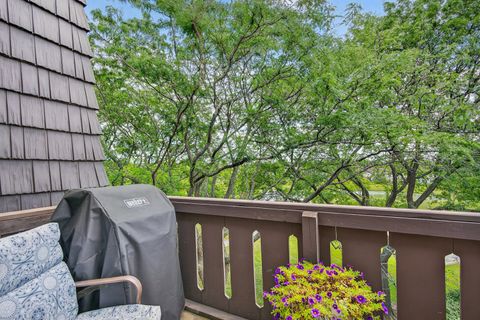 Tiny photo for 13200 W Heiden Circle #2411, Lake Bluff, IL 60044 (MLS # 12453099)