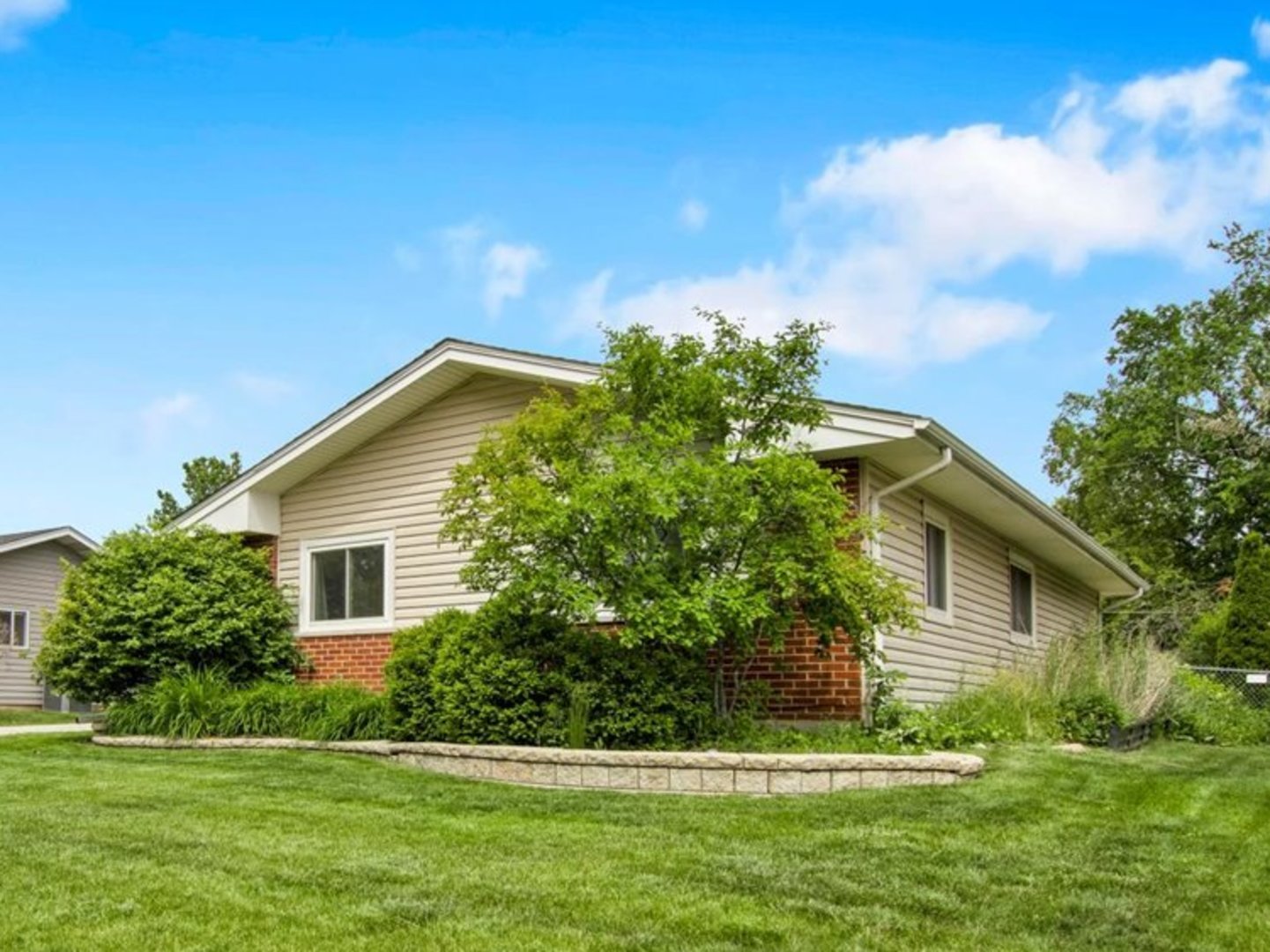 1755 Monticello Road