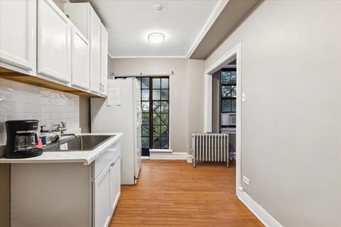 Tiny photo for 3017 E 78th Street #4B, Chicago, IL 60649 (MLS # 12595524)