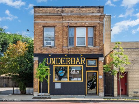 3243 N Western Avenue Chicago IL 60618