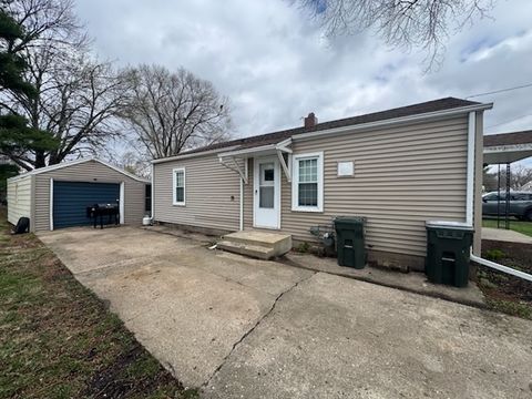 Tiny photo for 1212 E 15th Street, Sterling, IL 61081 (MLS # 12616035)