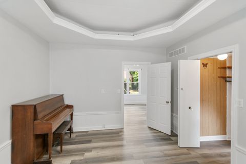 Tiny photo for 9412 S Homan Avenue, Evergreen Park, IL 60805 (MLS # 12484544)