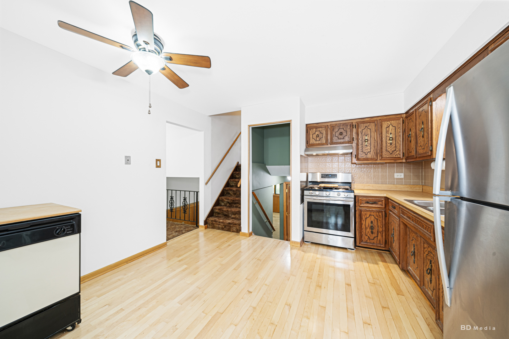 7043 W 73rd Street
