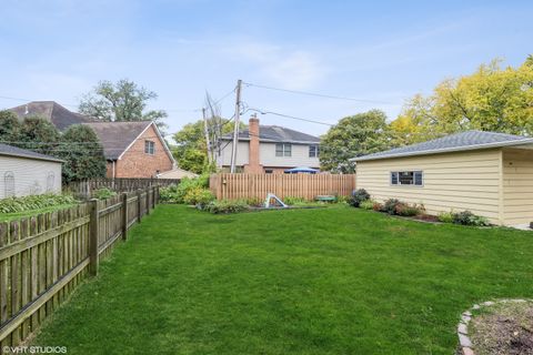Tiny photo for 320 N Stone Avenue, La Grange Park, IL 60526 (MLS # 12650905)
