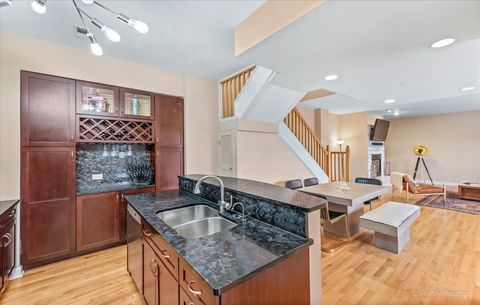 Tiny photo for 1430 N La Salle Drive #F1, Chicago, IL 60610 (MLS # 12499354)