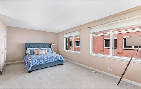 Tiny photo for 1430 N La Salle Drive #F1, Chicago, IL 60610 (MLS # 12499354)