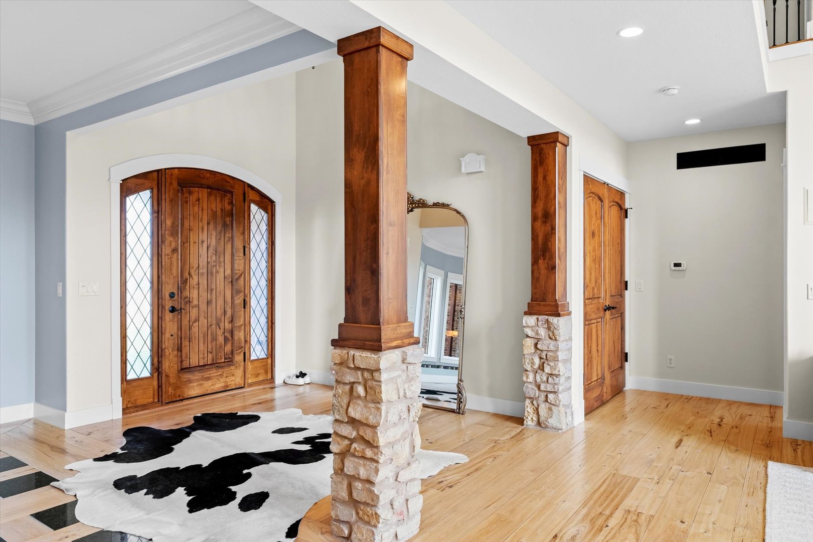 Mahomet, Illinois, 61853, United States, 5 Bedrooms Bedrooms, ,5 BathroomsBathrooms,Residential,Active,2033419