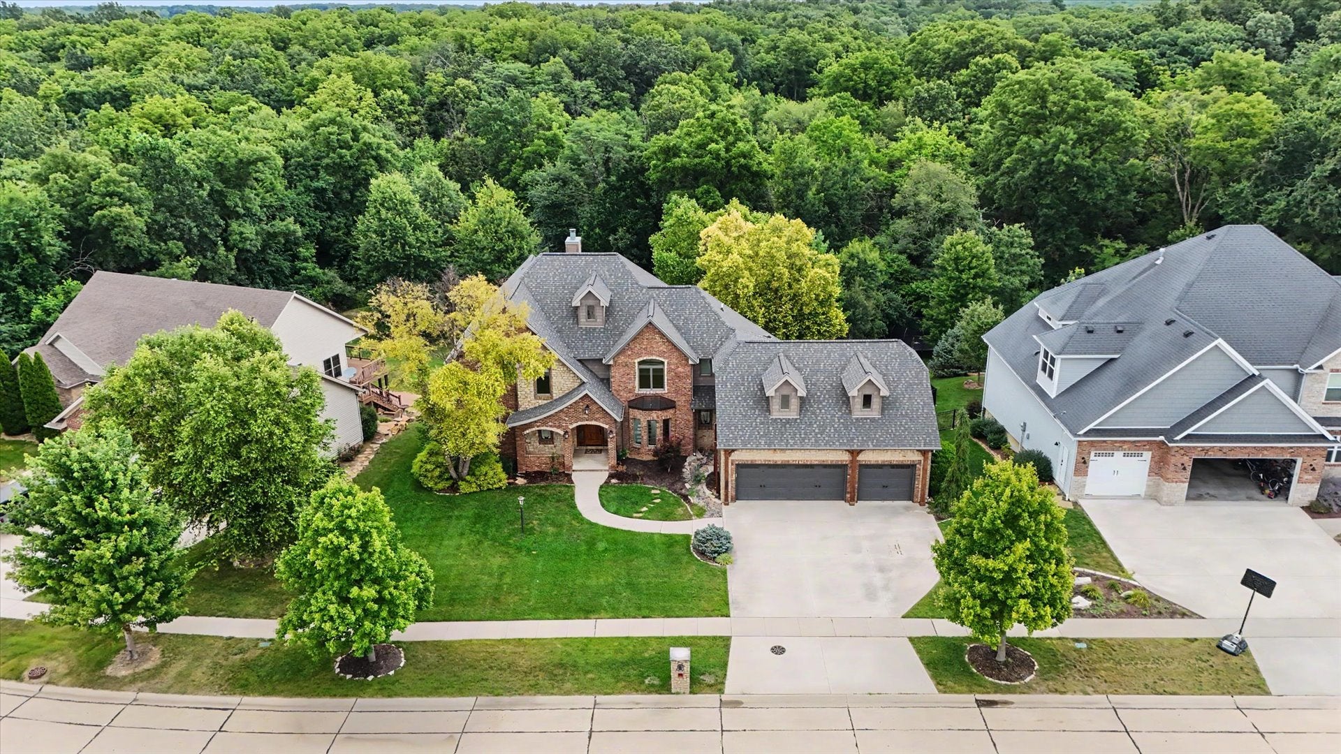 1610 Briarwood Lane
