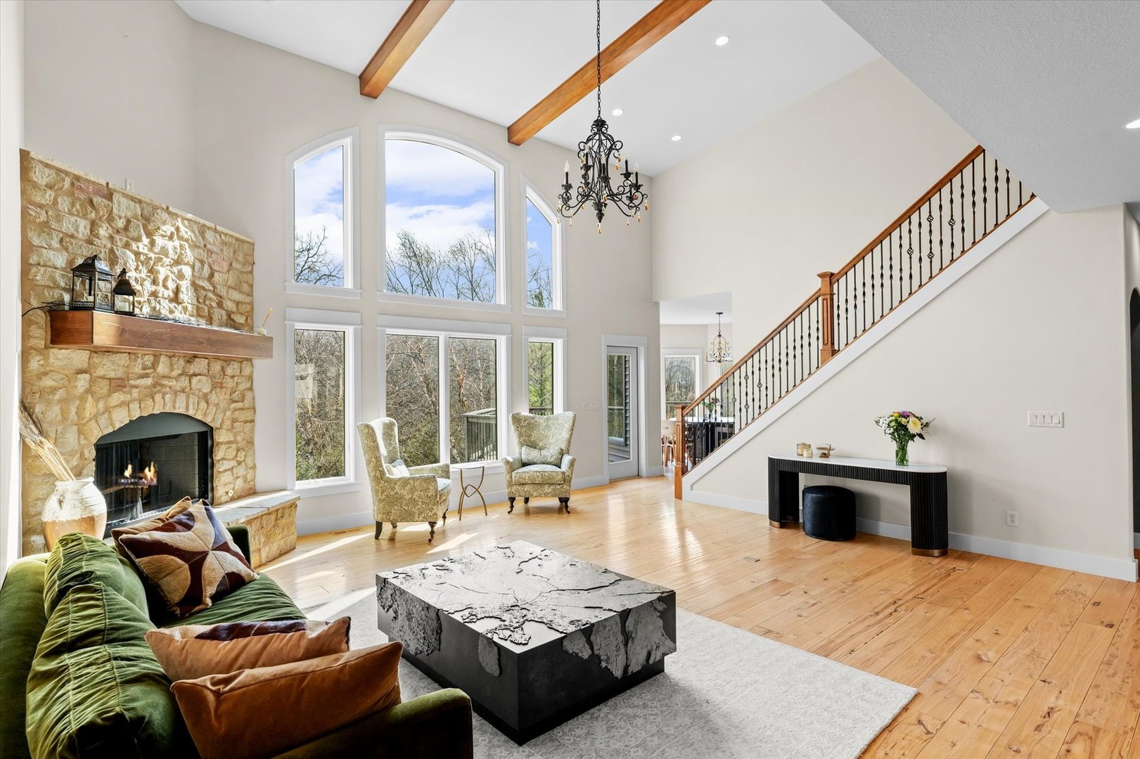 Mahomet, Illinois, 61853, United States, 5 Bedrooms Bedrooms, ,5 BathroomsBathrooms,Residential,Active,2033419