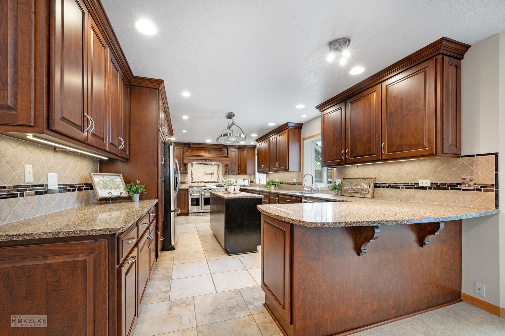 1701 Grand Prairie Drive