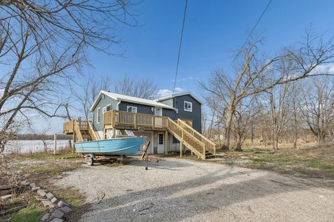 Tiny photo for 3664 Dismore Road, Muscatine, IA 52761 (MLS # 12614728)