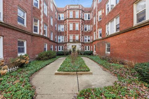 Photo of 1413 W Farwell Avenue #D3, Chicago, IL 60626 (MLS # 12559843)