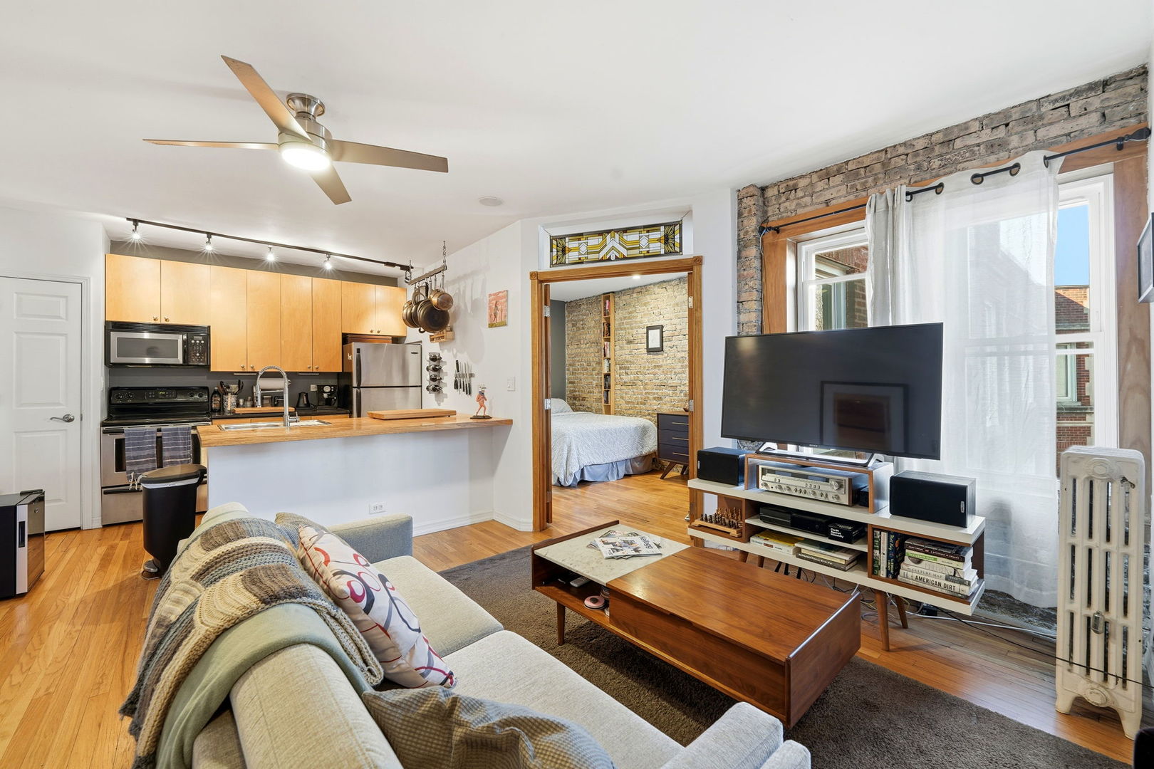 1413 W Farwell Avenue D3