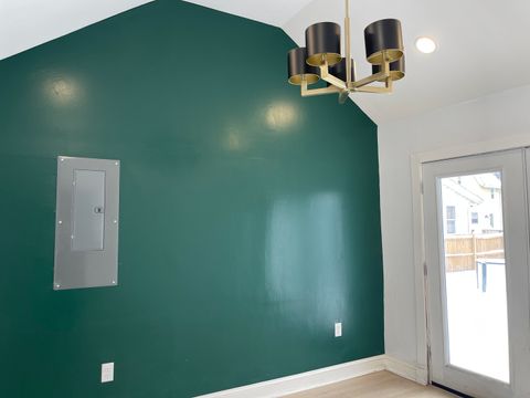 Tiny photo for 607 W Olive Street, Bloomington, IL 61701 (MLS # 12526226)