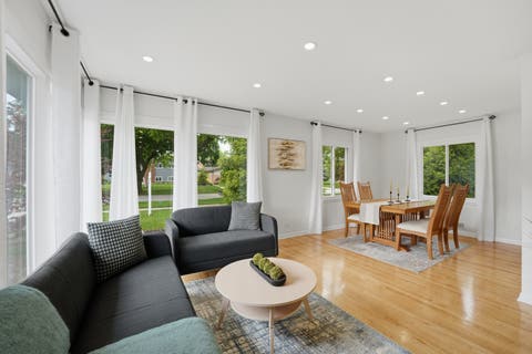 Tiny photo for 5 S Waterman Avenue, Arlington Heights, IL 60004 (MLS # 12679461)