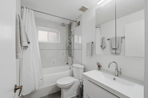 Tiny photo for 5 S Waterman Avenue, Arlington Heights, IL 60004 (MLS # 12679461)
