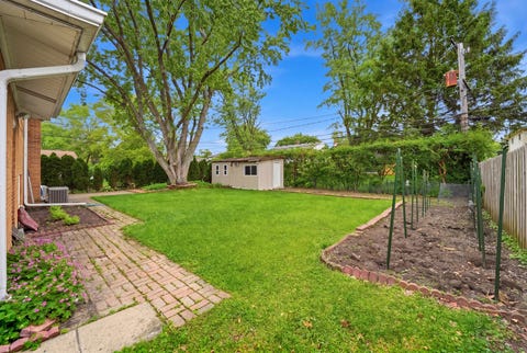 Tiny photo for 5 S Waterman Avenue, Arlington Heights, IL 60004 (MLS # 12679461)