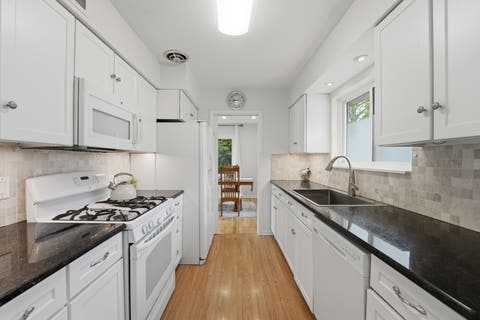 Tiny photo for 5 S Waterman Avenue, Arlington Heights, IL 60004 (MLS # 12679461)