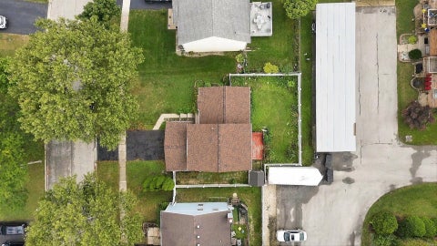 Tiny photo for 1114 Buttonwood Drive, Westmont, IL 60559 (MLS # 12764470)