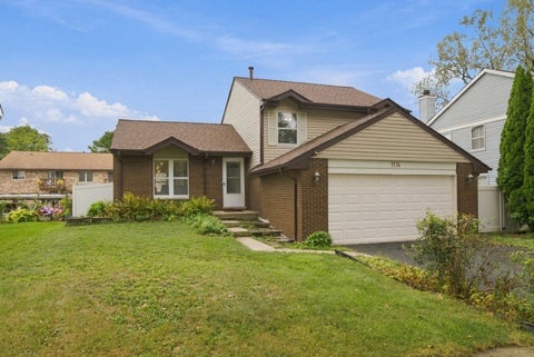 Photo of 1114 Buttonwood Drive, Westmont, IL 60559 (MLS # 12764470)