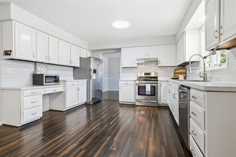 Tiny photo for 110 S Hershey Road, Bloomington, IL 61704 (MLS # 12542029)