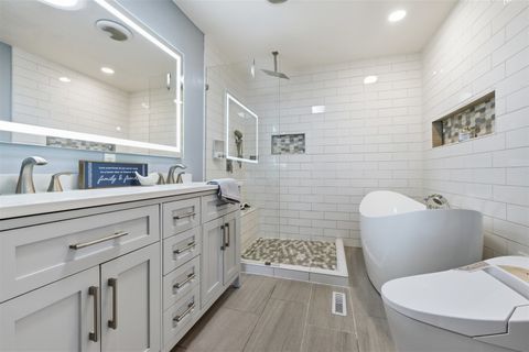 Tiny photo for 110 S Hershey Road, Bloomington, IL 61704 (MLS # 12542029)