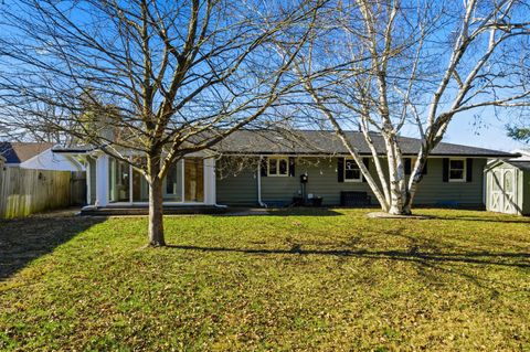 Tiny photo for 110 S Hershey Road, Bloomington, IL 61704 (MLS # 12542029)