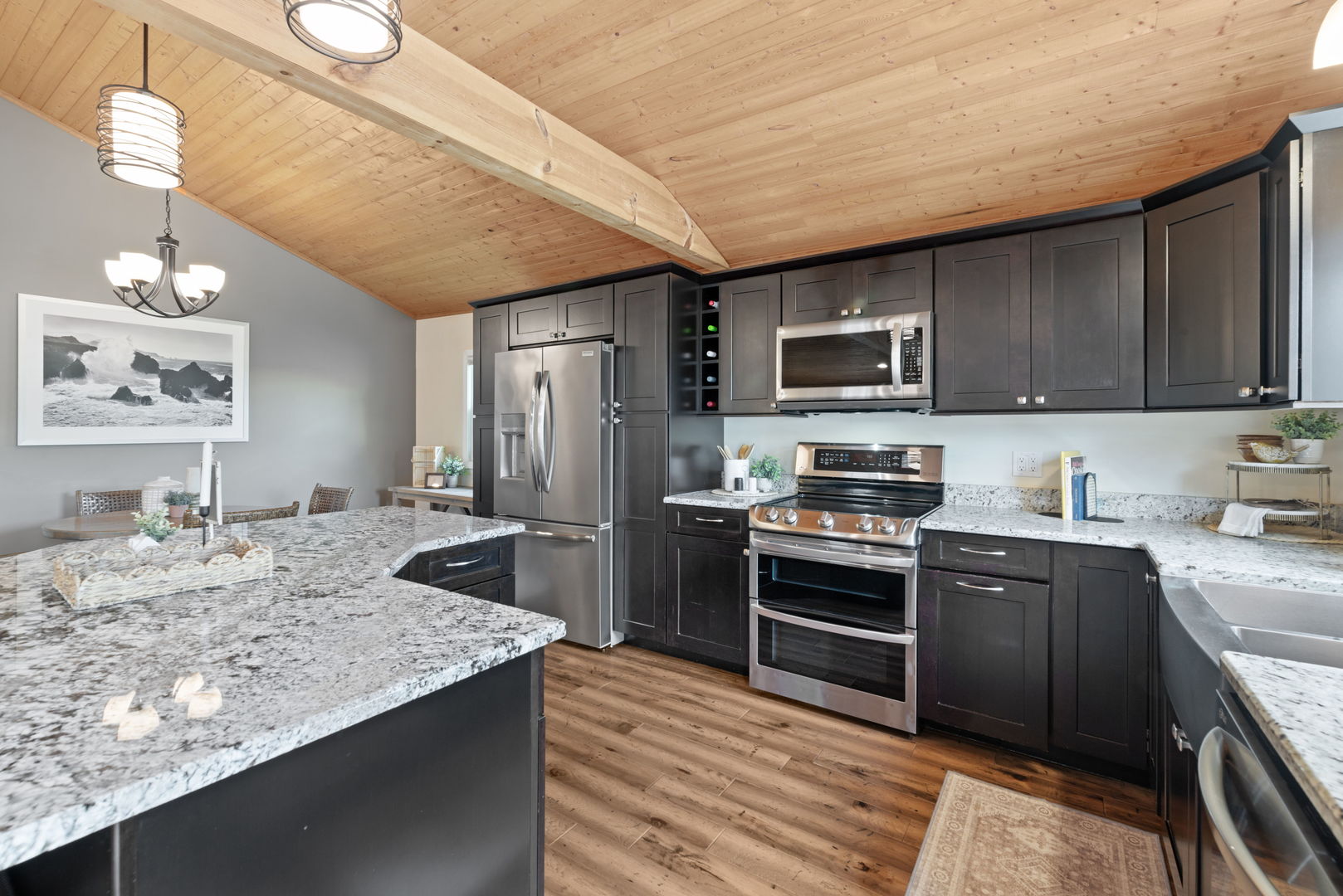 35W493 Riverside Drive