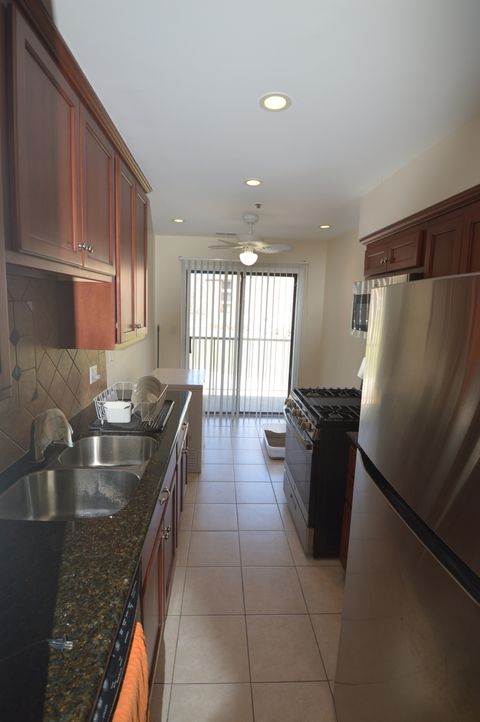 Tiny photo for 631 Hapsfield Lane #106, Buffalo Grove, IL 60089 (MLS # 12599632)