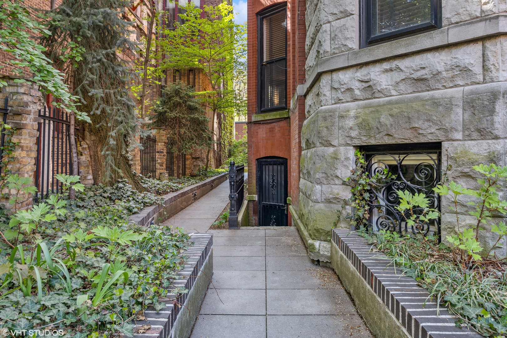 159 W Burton Place G