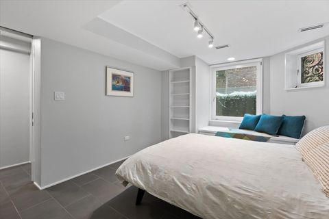 Tiny photo for 159 W Burton Place #G, Chicago, IL 60610 (MLS # 12534623)