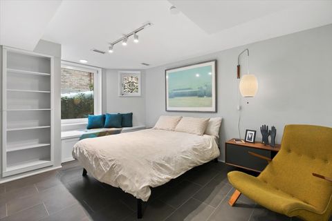 Tiny photo for 159 W Burton Place #G, Chicago, IL 60610 (MLS # 12534623)