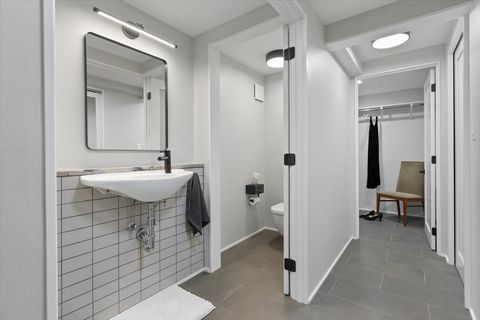 Tiny photo for 159 W Burton Place #G, Chicago, IL 60610 (MLS # 12534623)