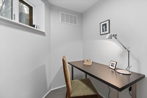 Tiny photo for 159 W Burton Place #G, Chicago, IL 60610 (MLS # 12534623)