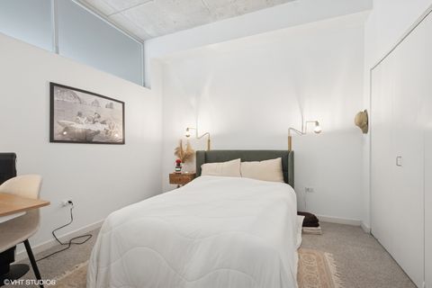 Tiny photo for 235 W VAN BUREN Street #3419, Chicago, IL 60607 (MLS # 12386248)