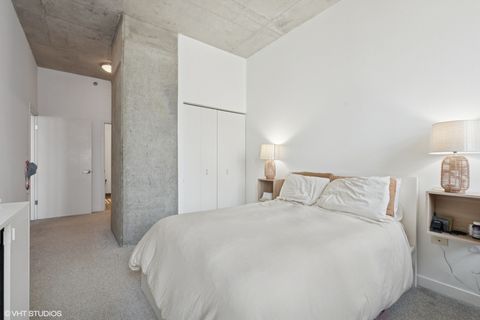 Tiny photo for 235 W VAN BUREN Street #3419, Chicago, IL 60607 (MLS # 12386248)