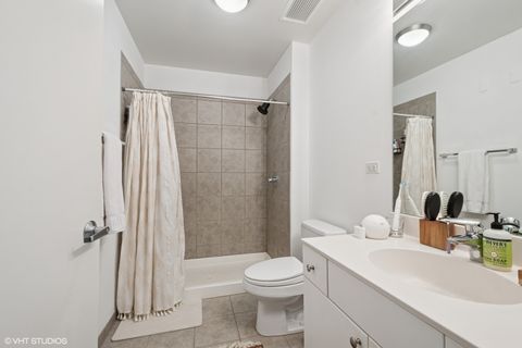 Tiny photo for 235 W VAN BUREN Street #3419, Chicago, IL 60607 (MLS # 12386248)