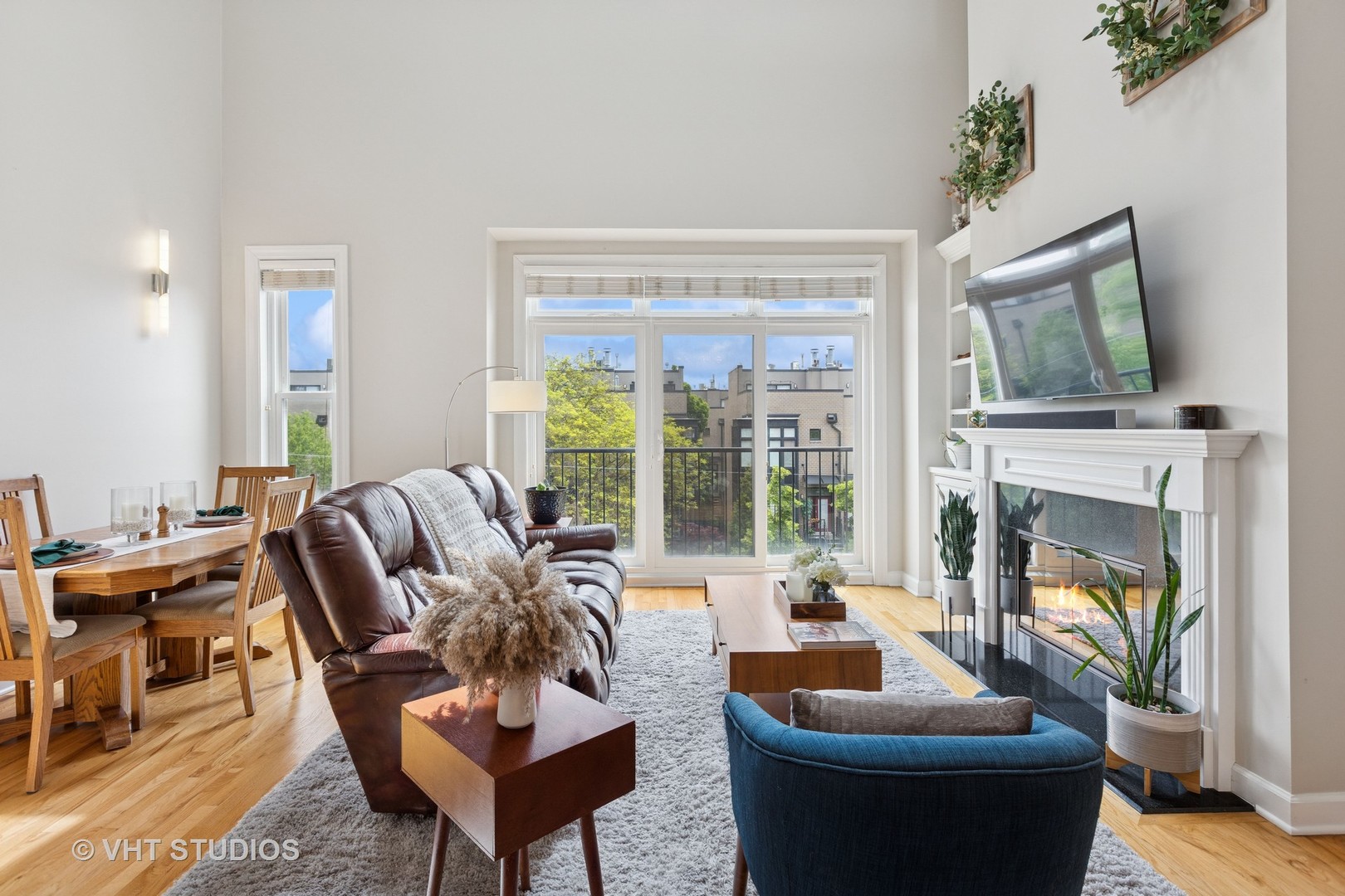1712 W Diversey Parkway 3