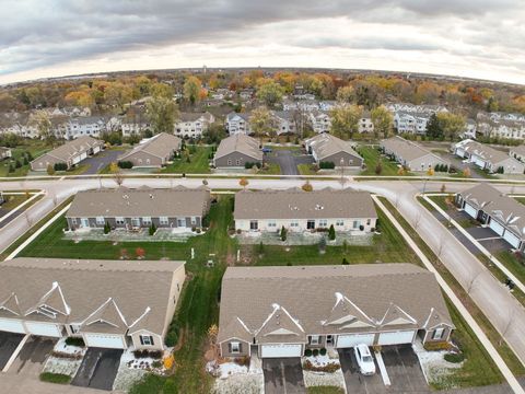 Tiny photo for North Aurora, IL 60542 (MLS # 12514324)