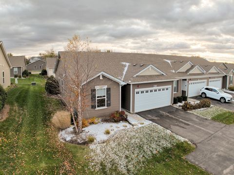 Tiny photo for North Aurora, IL 60542 (MLS # 12514324)