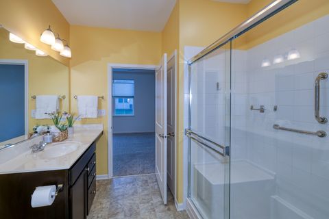 Tiny photo for North Aurora, IL 60542 (MLS # 12514324)