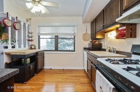 Tiny photo for 1355 Laguna Court #B, Hanover Park, IL 60133 (MLS # 12523403)