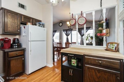 Tiny photo for 1355 Laguna Court #B, Hanover Park, IL 60133 (MLS # 12523403)