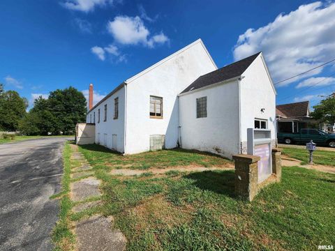 Tiny photo for 409 S HILL Street, Marion, IL 62959 (MLS # EB459364)