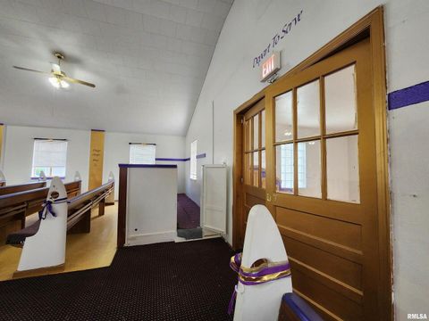 Tiny photo for 409 S HILL Street, Marion, IL 62959 (MLS # EB459364)