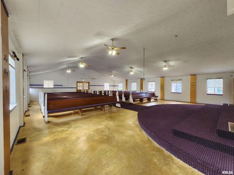 Tiny photo for 409 S HILL Street, Marion, IL 62959 (MLS # EB459364)