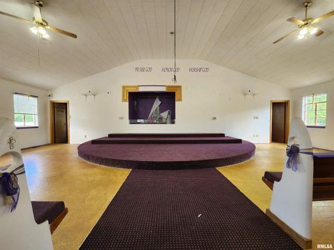 Tiny photo for 409 S HILL Street, Marion, IL 62959 (MLS # EB459364)