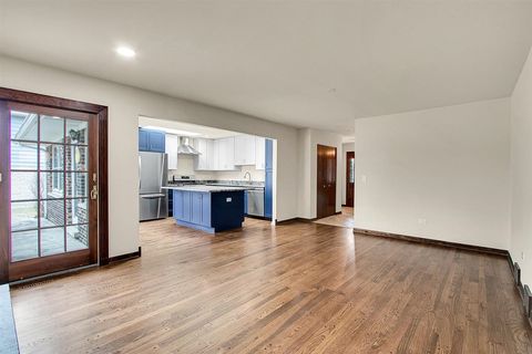 Tiny photo for 1040 E Grissom Drive, Palatine, IL 60074 (MLS # 12577138)