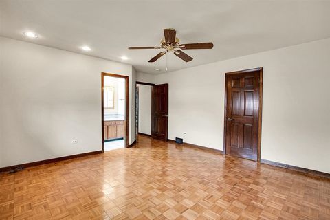 Tiny photo for 1040 E Grissom Drive, Palatine, IL 60074 (MLS # 12577138)